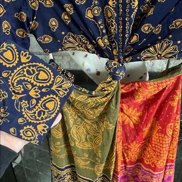 Farm Rio Bandana Dream Cut Out Maxi Dress - Picture 8 of 10